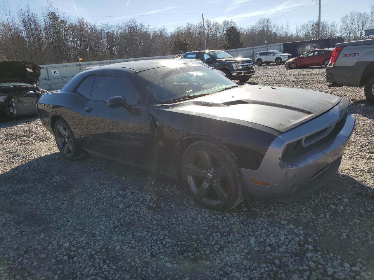 2013 Dodge Challenger VIN 2C3CDYAG4DH665999 Copart auction photo, minor dent/scratches damage thumbnail 4