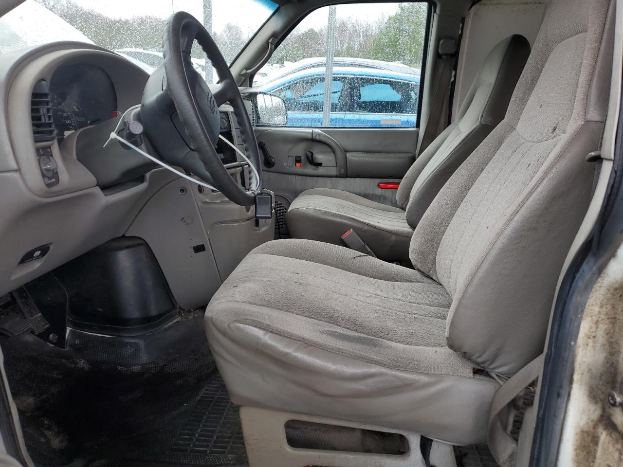 2005 Chevrolet Astro VIN 1GCDM19X95B129636 Copart auction photo, front end / side damage thumbnail 7