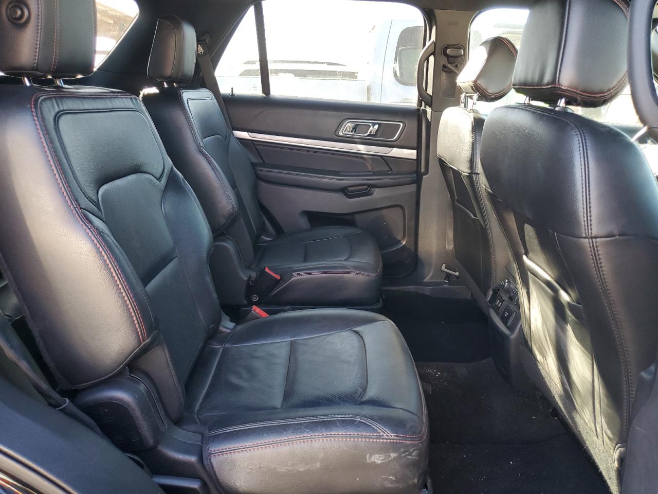 2017 Ford Explorer VIN 1FM5K8GT8HGE33143 Copart auction photo, rear end damage thumbnail 11