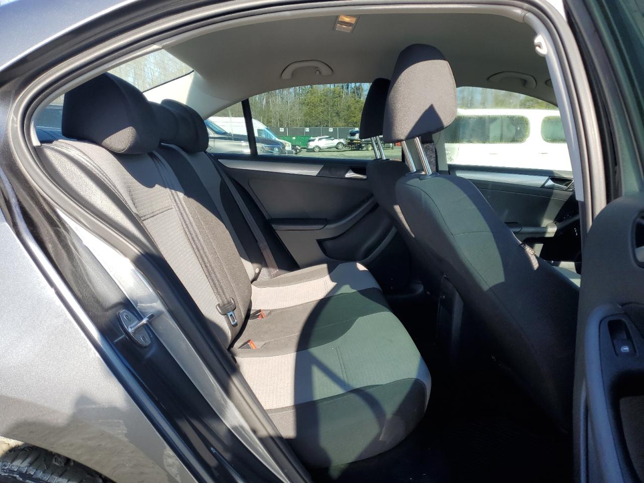 2017 Volkswagen Jetta VIN 3VW2B7AJ4HM405030 Copart auction photo, front end / minor dent/scratches damage thumbnail 10