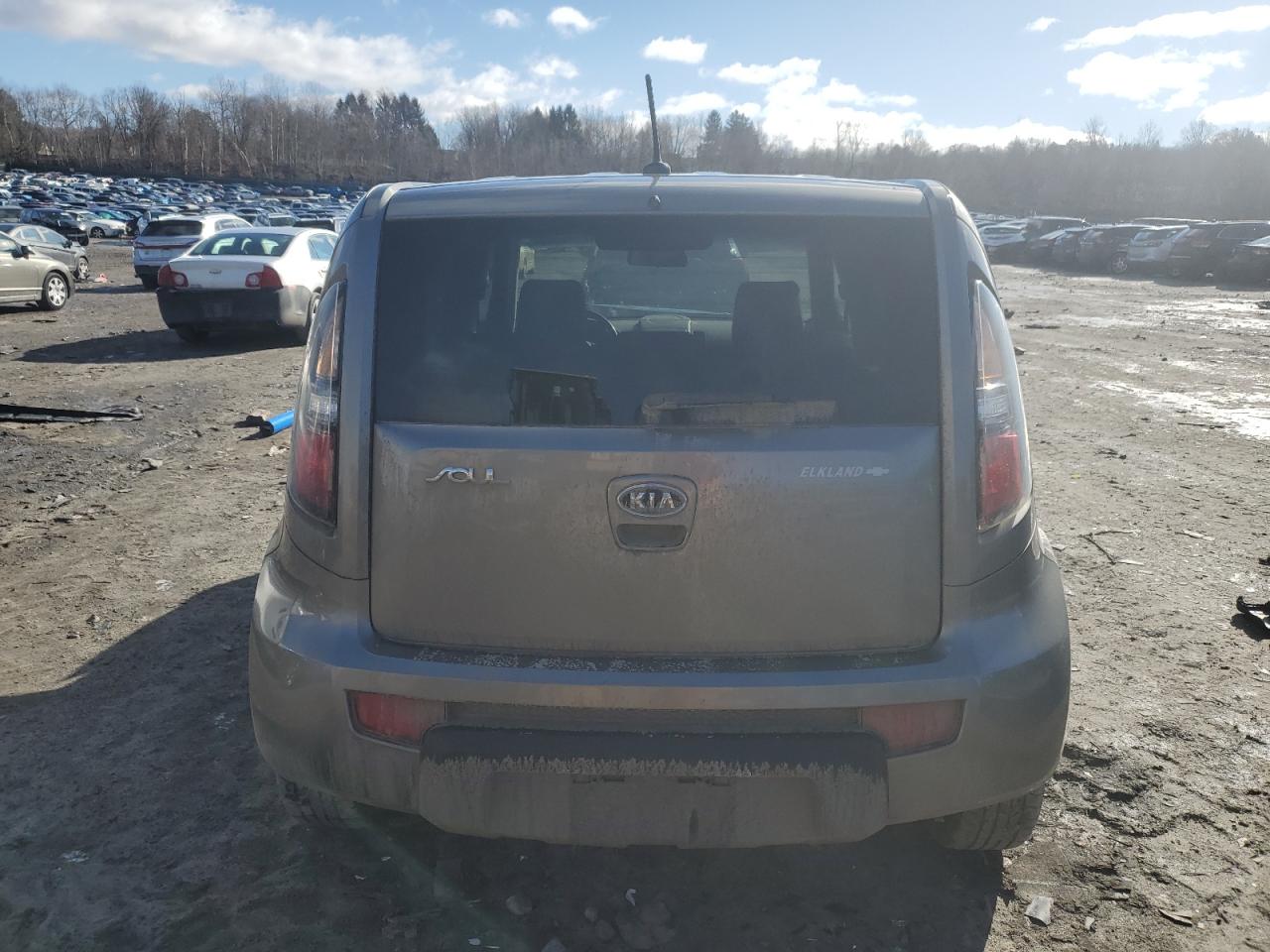2010 KIA Soul VIN KNDJT2A28A7061029 Copart auction photo, front end / side damage thumbnail 6