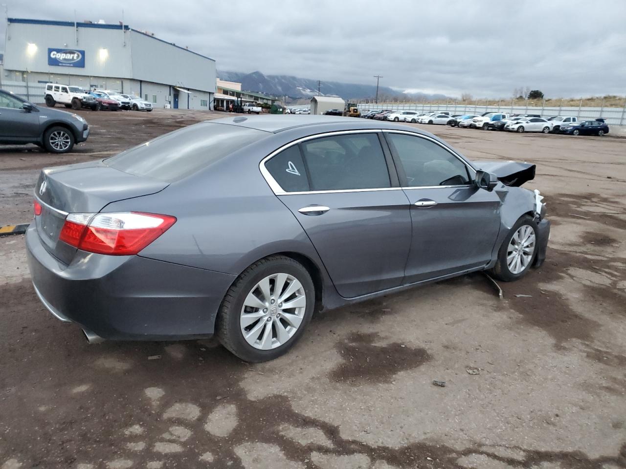 2015 Honda Accord VIN 1HGCR2F81FA202331 Copart auction photo, front end damage thumbnail 3