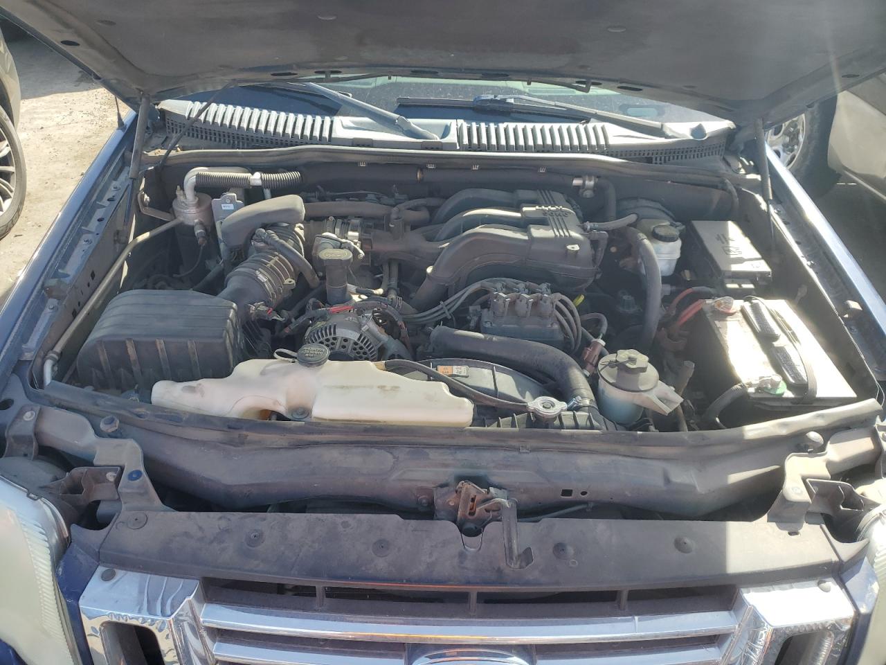 2007 Ford Explorer VIN 1FMEU64E37UB40514 Copart auction photo, front end damage thumbnail 12