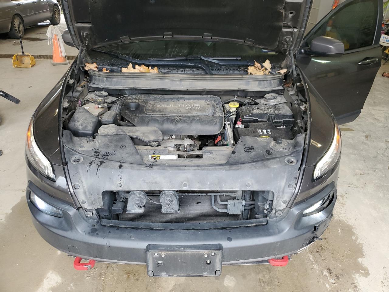 2017 Jeep Cherokee VIN 1C4PJMBB6HW564908 Copart auction photo, all over / mechanical damage thumbnail 12