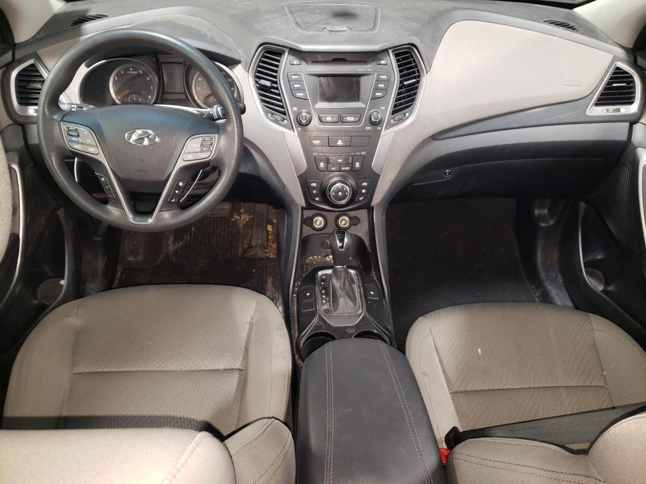 2016 Hyundai Santa Fe VIN 5XYZU3LB7GG324397 Copart auction photo, front end / minor dent/scratches damage thumbnail 8