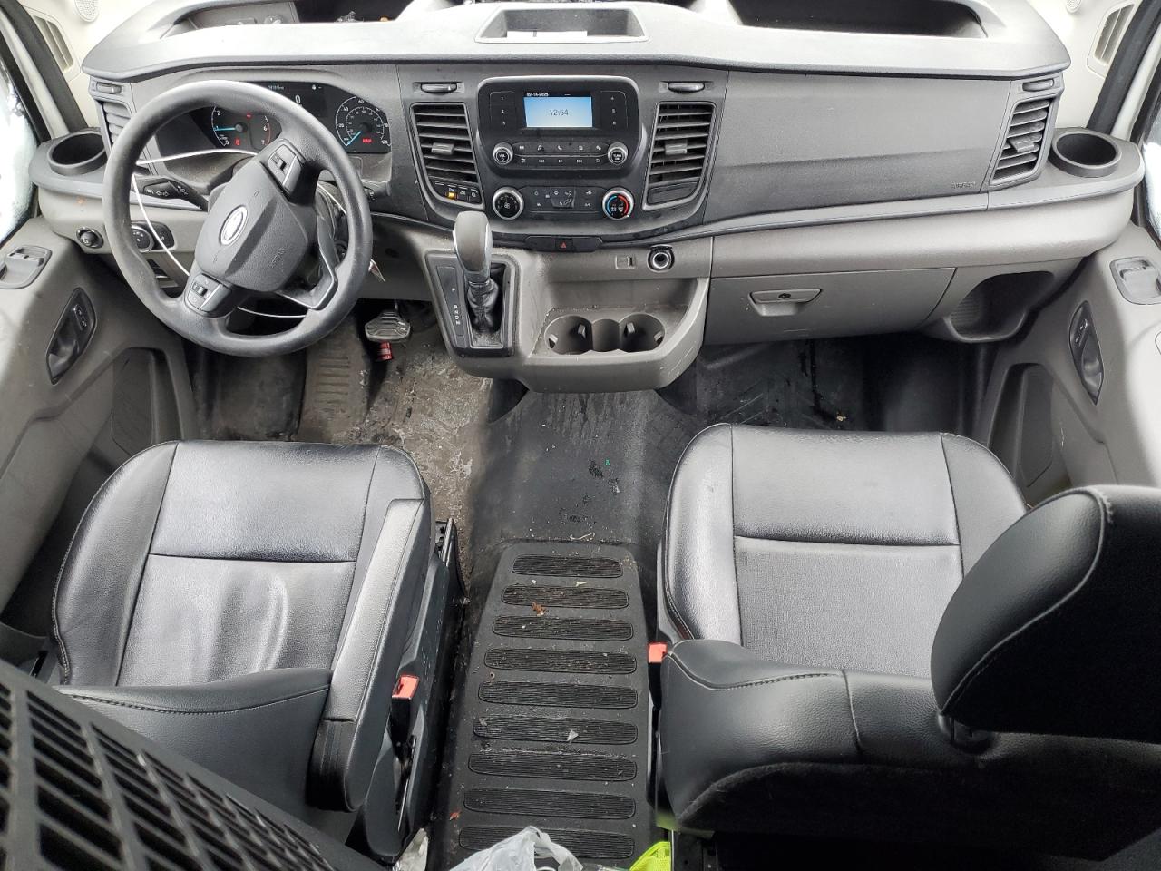2023 Ford Transit VIN 1FTBW1XG5PKB36770 Copart auction photo, rear end / minor dent/scratches damage thumbnail 8