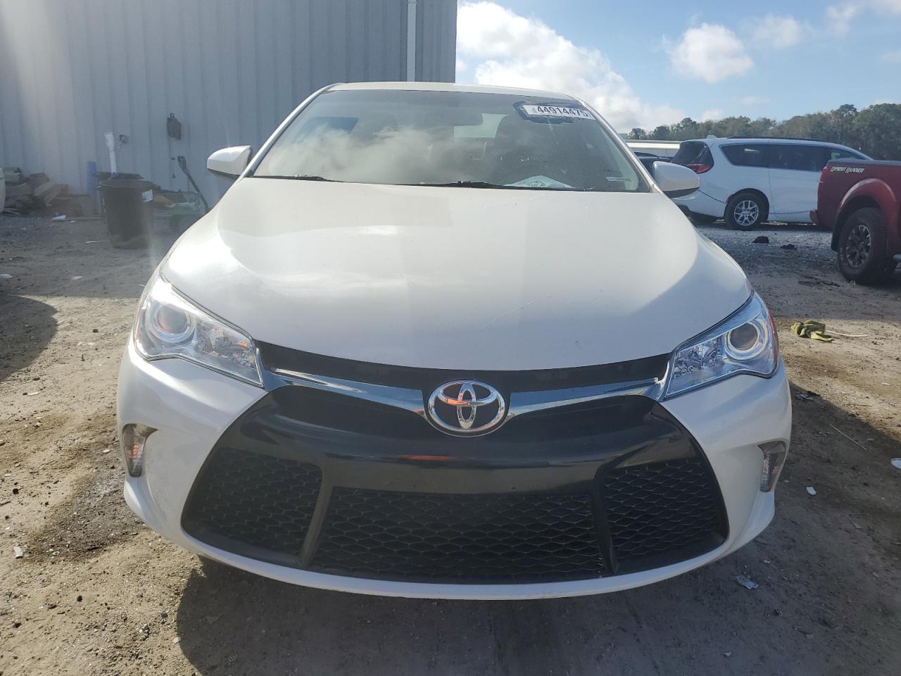 2015 Toyota Camry VIN 4T1BF1FK9FU044789 Copart auction photo, rear end damage thumbnail 5