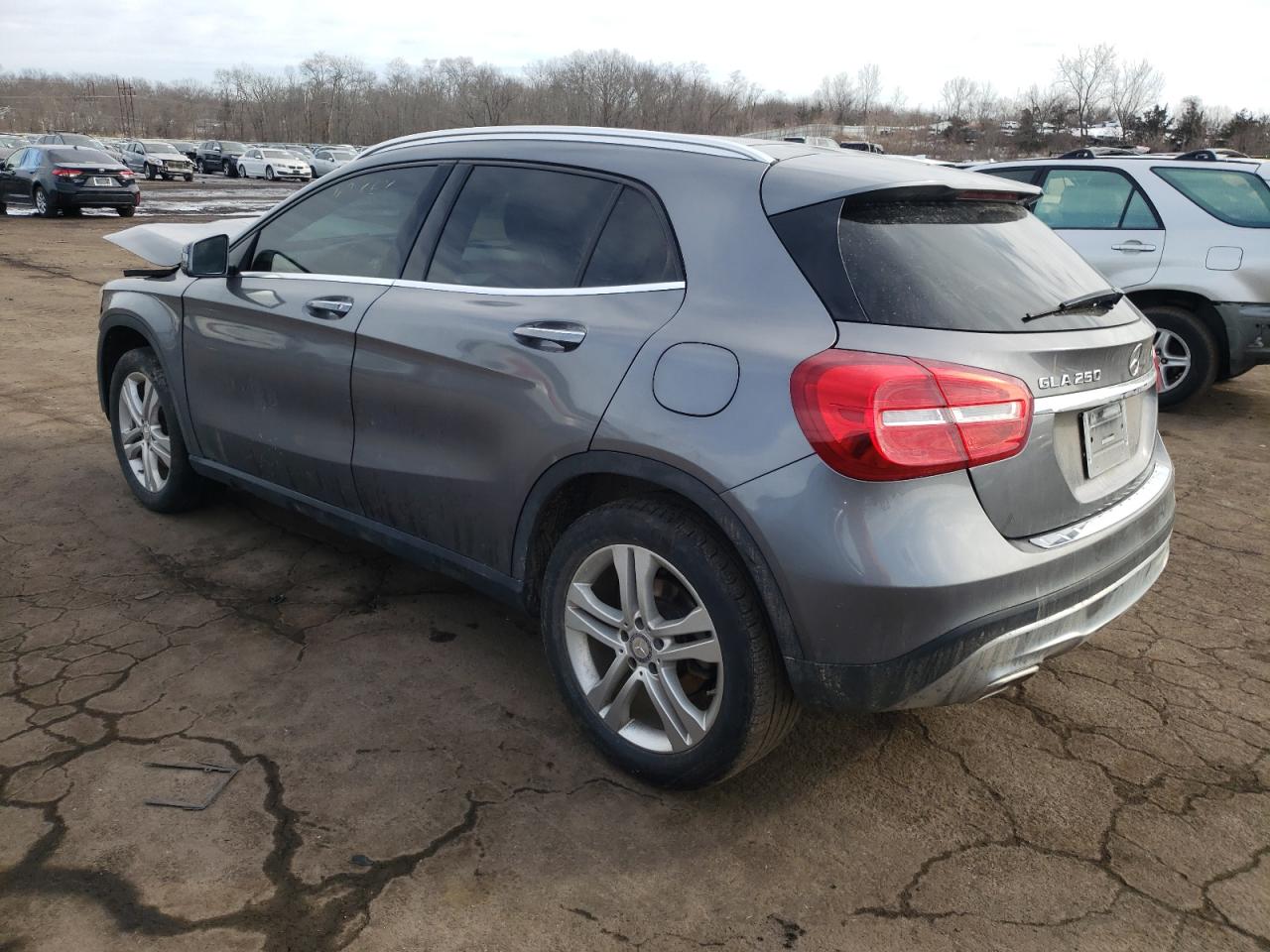 2016 Mercedes-Benz GLA-klasse VIN WDCTG4GB4GJ200112 Copart auction photo, front end / minor dent/scratches damage thumbnail 2