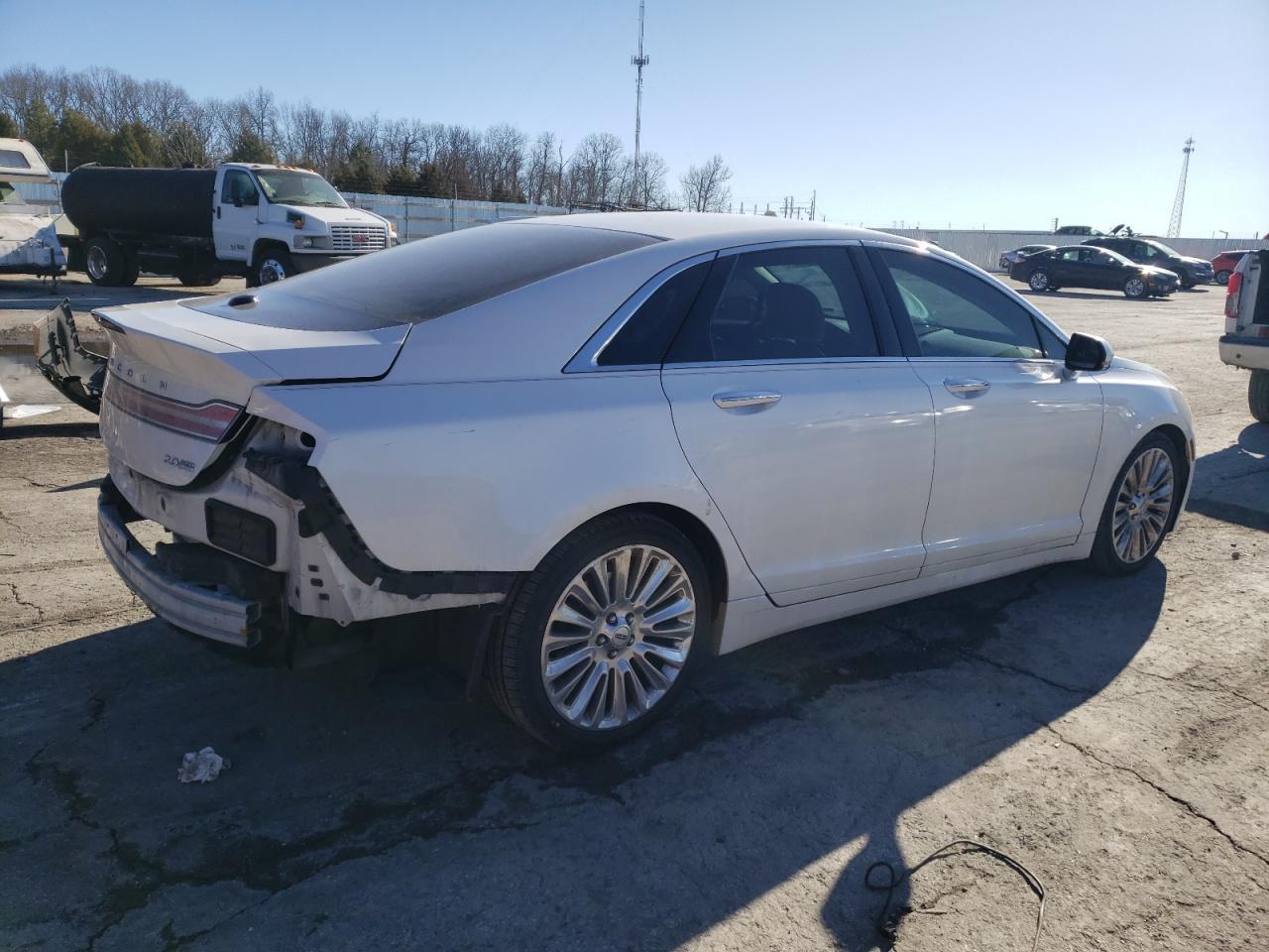 2013 Lincoln MKZ VIN 3LN6L2J91DR805338 Copart auction photo, rear end damage thumbnail 3