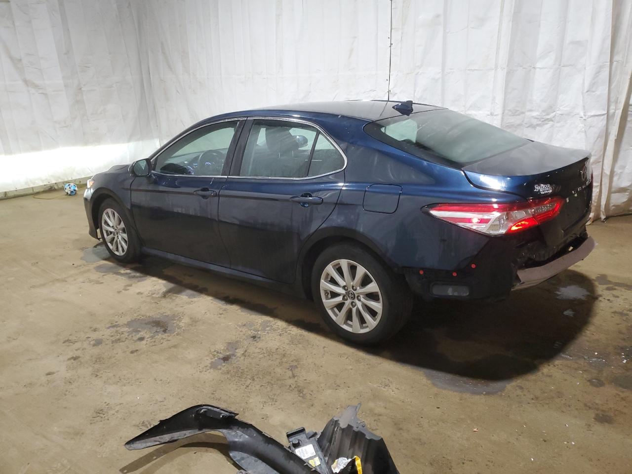 2019 Toyota Camry VIN 4T1B11HKXKU800054 Copart auction photo, rear end damage thumbnail 2