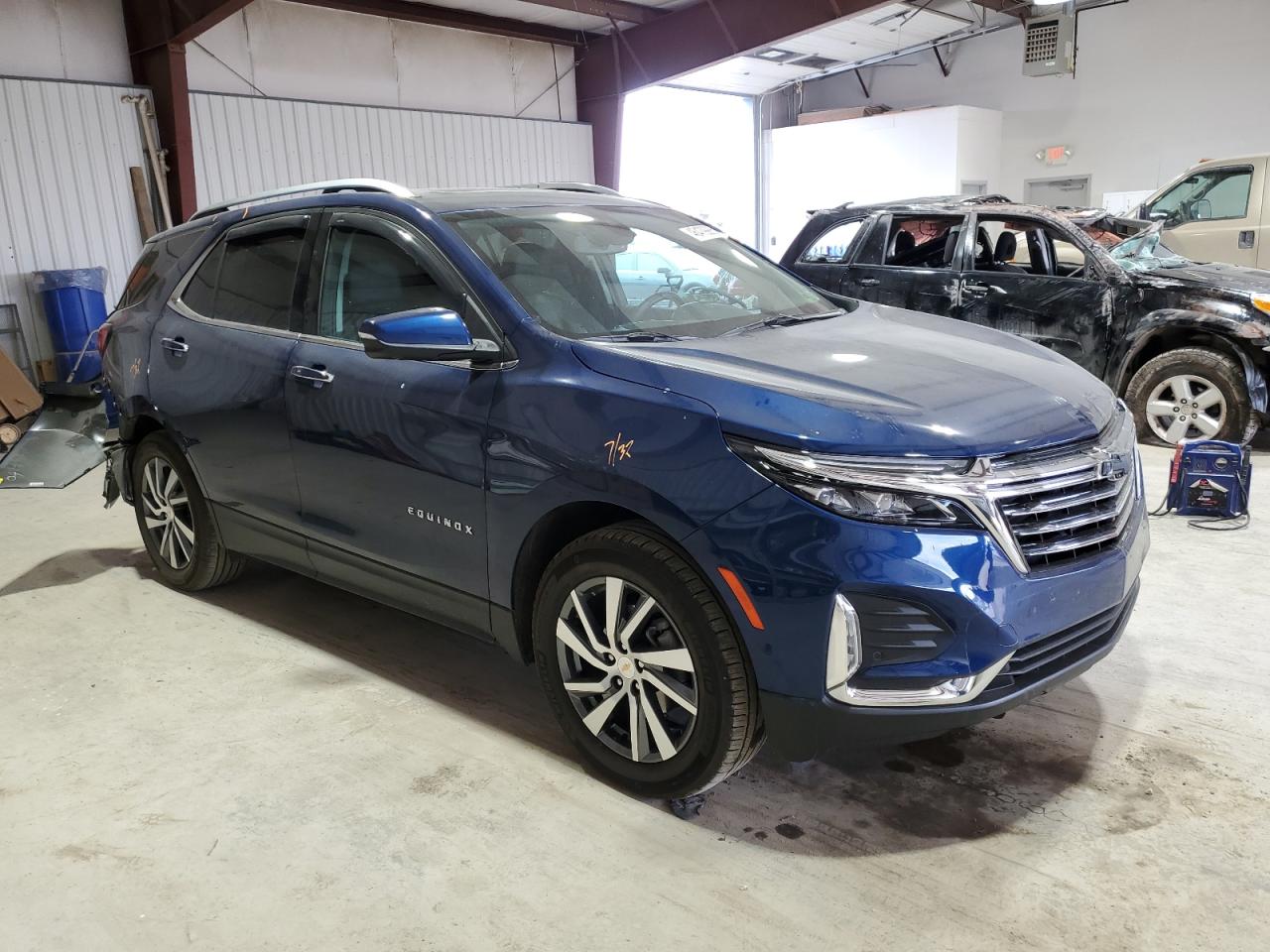 2022 Chevrolet Equinox VIN 3GNAXXEV8NS190697 Copart auction photo, rear end / front end damage thumbnail 4