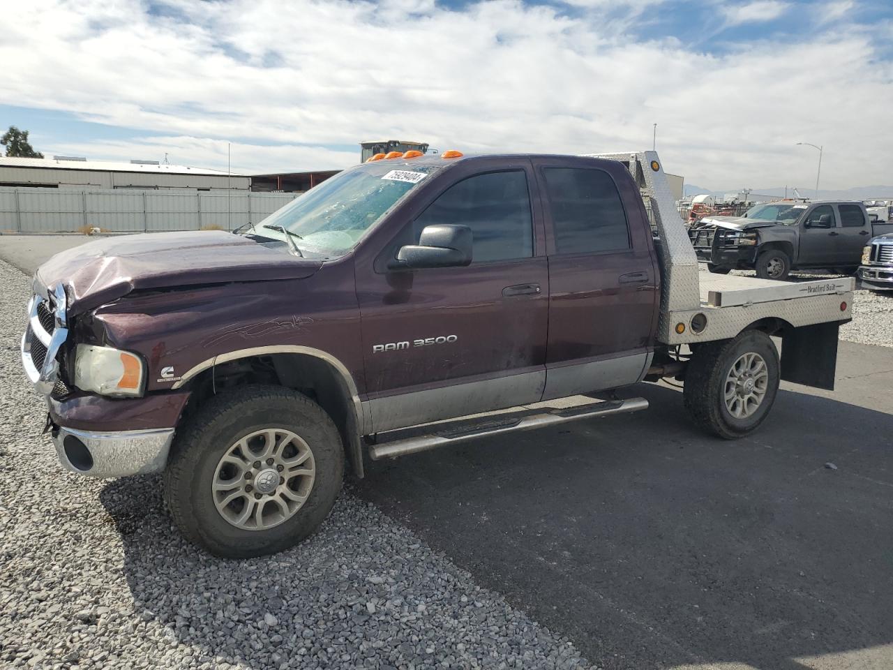 2004 Dodge RAM VIN 3D7LU38C94G118492 Copart auction photo, front end / minor dent/scratches damage thumbnail 2
