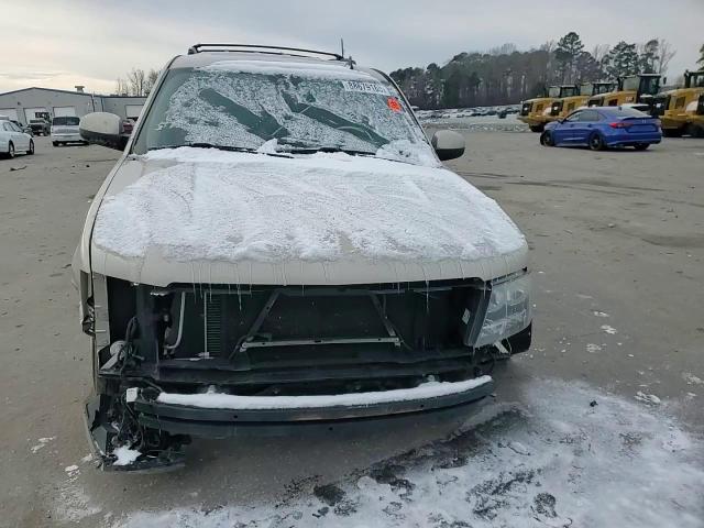 2013 Chevrolet Tahoe VIN 1GNSCBE02DR318604 Copart auction photo, all over damage thumbnail 11