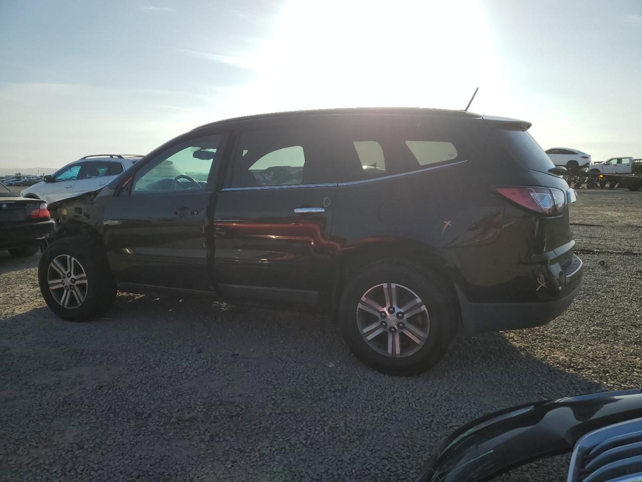 2016 Chevrolet Traverse VIN 1GNKRHKD1GJ207568 Copart auction photo, front end / side damage thumbnail 2