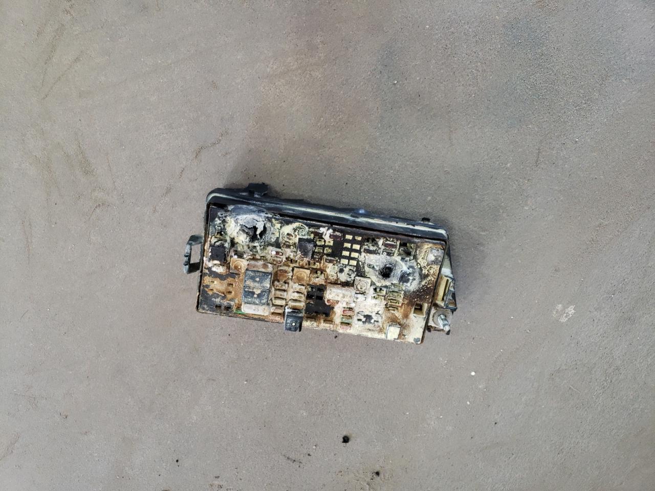 2011 Buick Lucerne VIN 1G4HC5EM9BU136685 Copart auction photo, burn - interior damage thumbnail 12