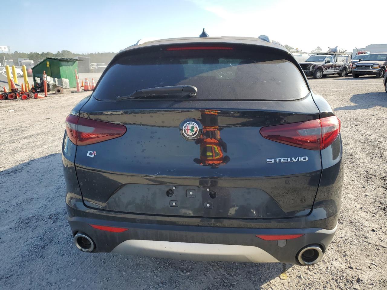 2018 Alfa Romeo Stelvio VIN ZASFAKAN5J7B74160 Copart auction photo, front end / side damage thumbnail 6