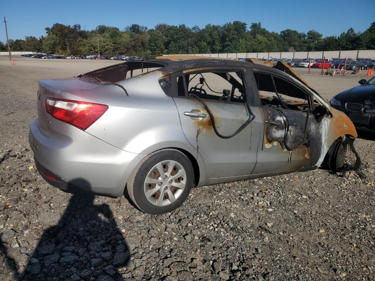 2015 KIA Rio VIN KNADM4A39F6502126 Copart auction photo, burn - engine / burn damage thumbnail 3