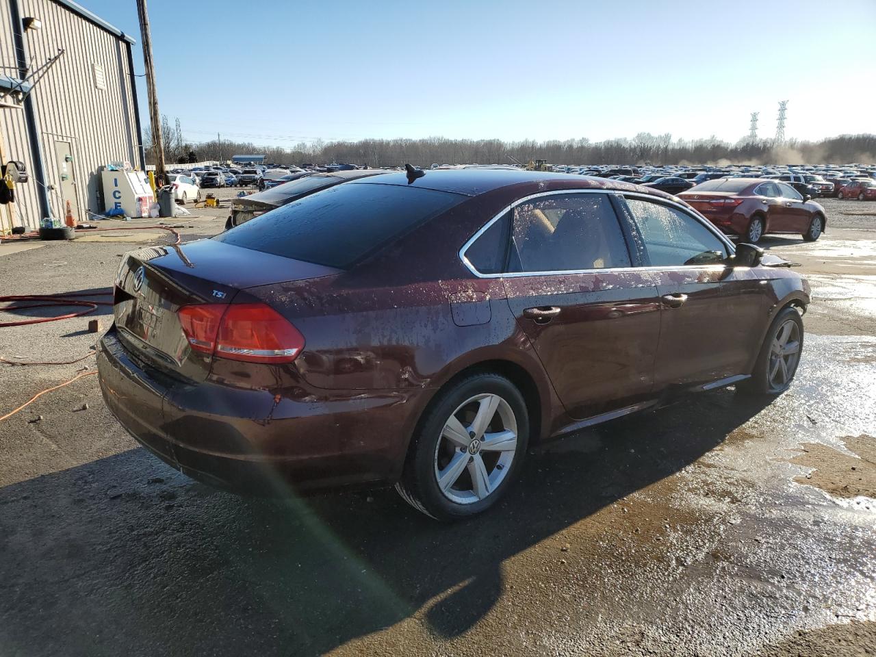 2014 Volkswagen Passat VIN 1VWAT7A33EC035762 Copart auction photo, front end damage thumbnail 3