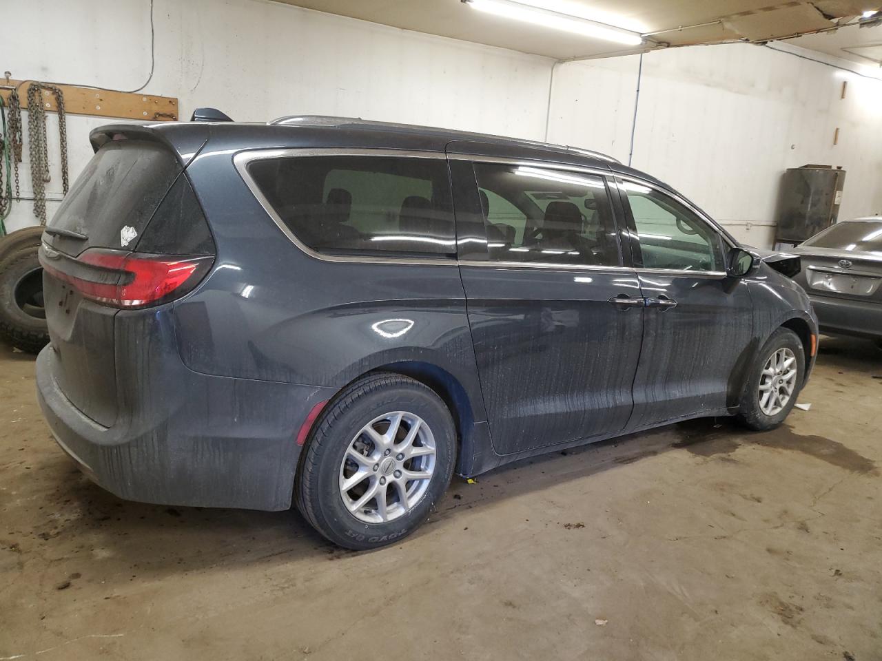 2021 Chrysler Pacifica VIN 2C4RC1BG3MR589345 Copart auction photo, front end damage thumbnail 3