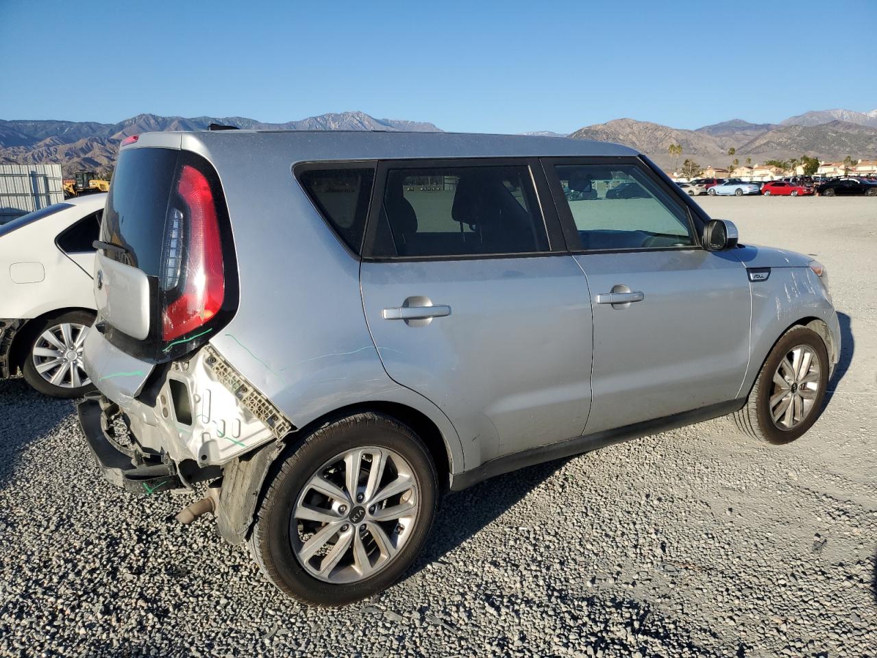 2018 KIA Soul VIN KNDJP3A55J7526239 Copart auction photo, rear end / front end damage thumbnail 3