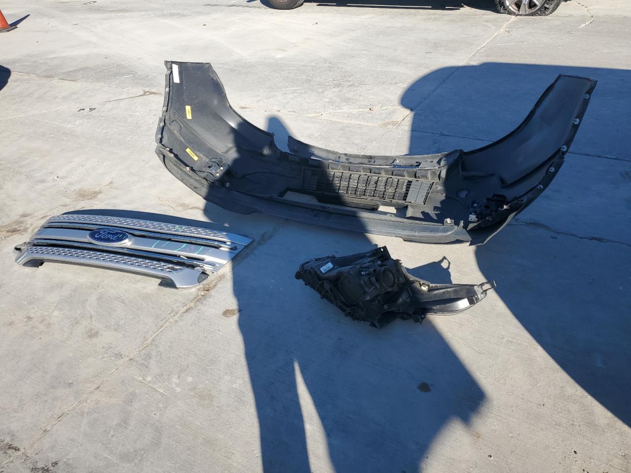2015 Ford Explorer VIN 1FM5K7D8XFGA13570 Copart auction photo, front end damage thumbnail 13
