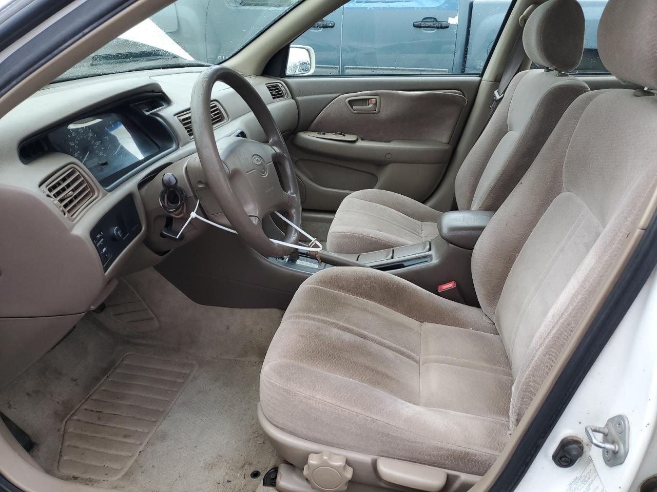 1998 Toyota Camry VIN JT2BG22K6W0106629 Copart auction photo, front end / side damage thumbnail 7