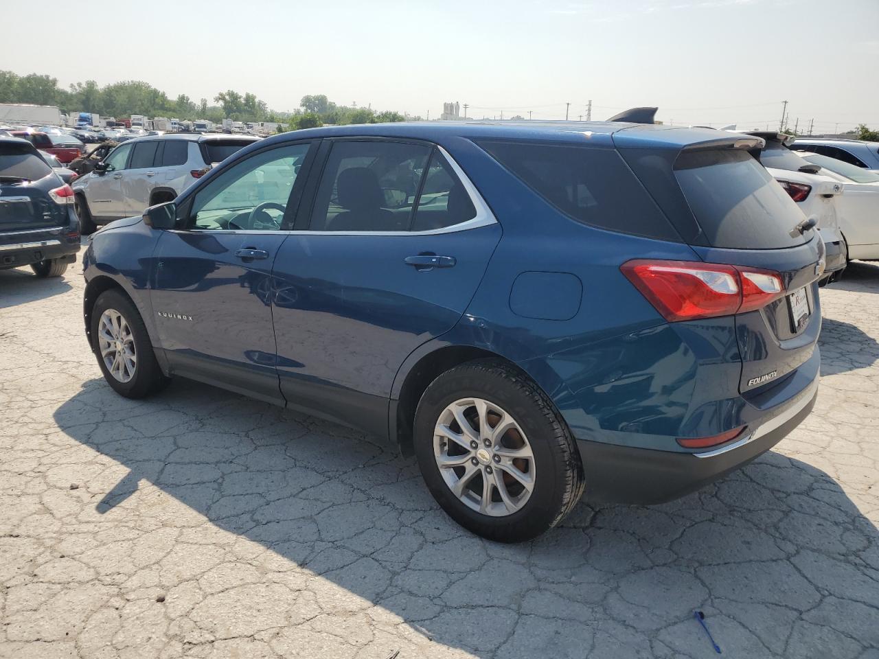 2019 Chevrolet Equinox VIN 3GNAXKEV6KL313941 Copart auction photo, front end damage thumbnail 2
