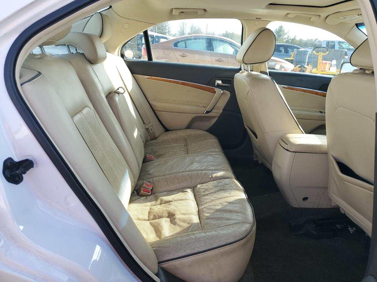 2011 Lincoln MKZ VIN 3LNDL2L30BR761815 Copart auction photo, front end damage thumbnail 10