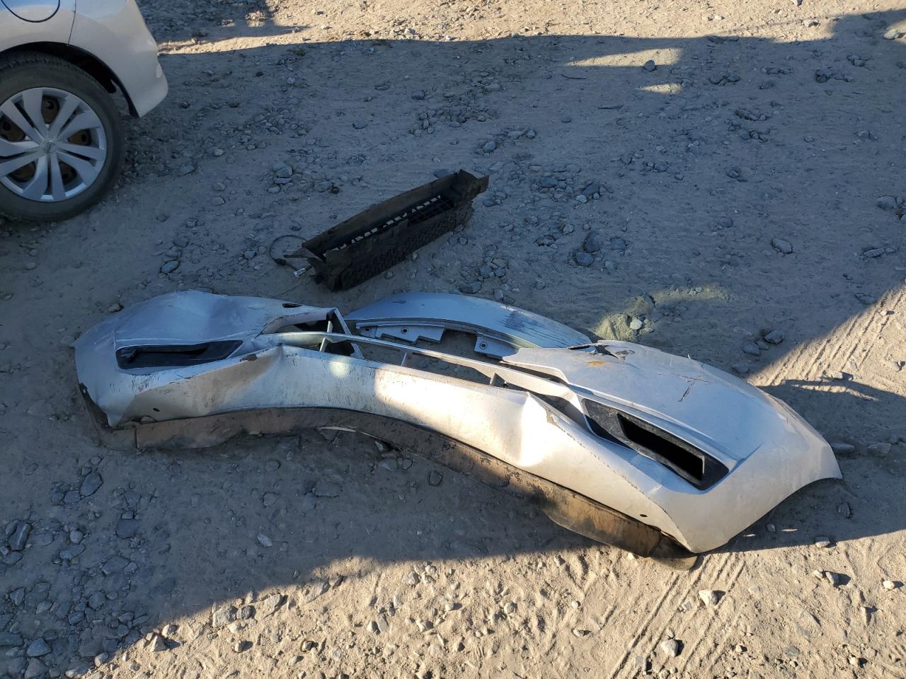 2019 Nissan Versa VIN 3N1CE2CP3KL363257 Copart auction photo, front end damage thumbnail 14