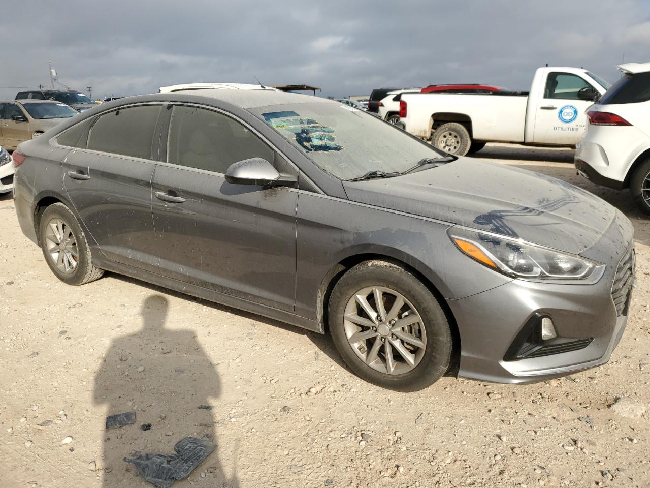 2018 Hyundai Sonata VIN 5NPE24AF1JH727162 Copart auction photo, vandalism / front end damage thumbnail 4
