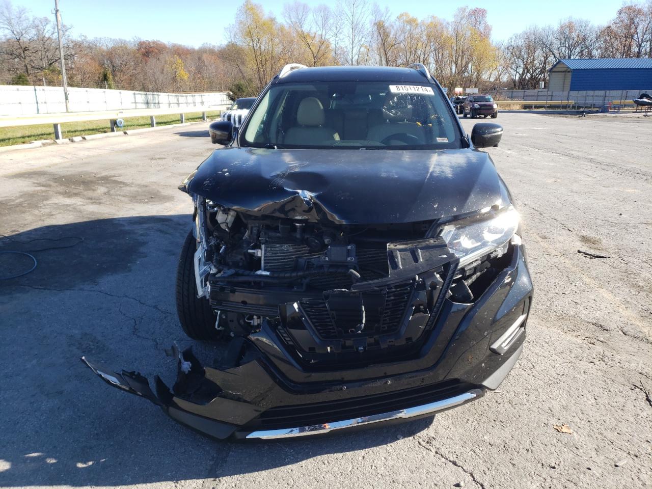 2017 Nissan Rogue VIN 5N1AT2MT5HC867895 Copart auction photo, front end / minor dent/scratches damage thumbnail 5