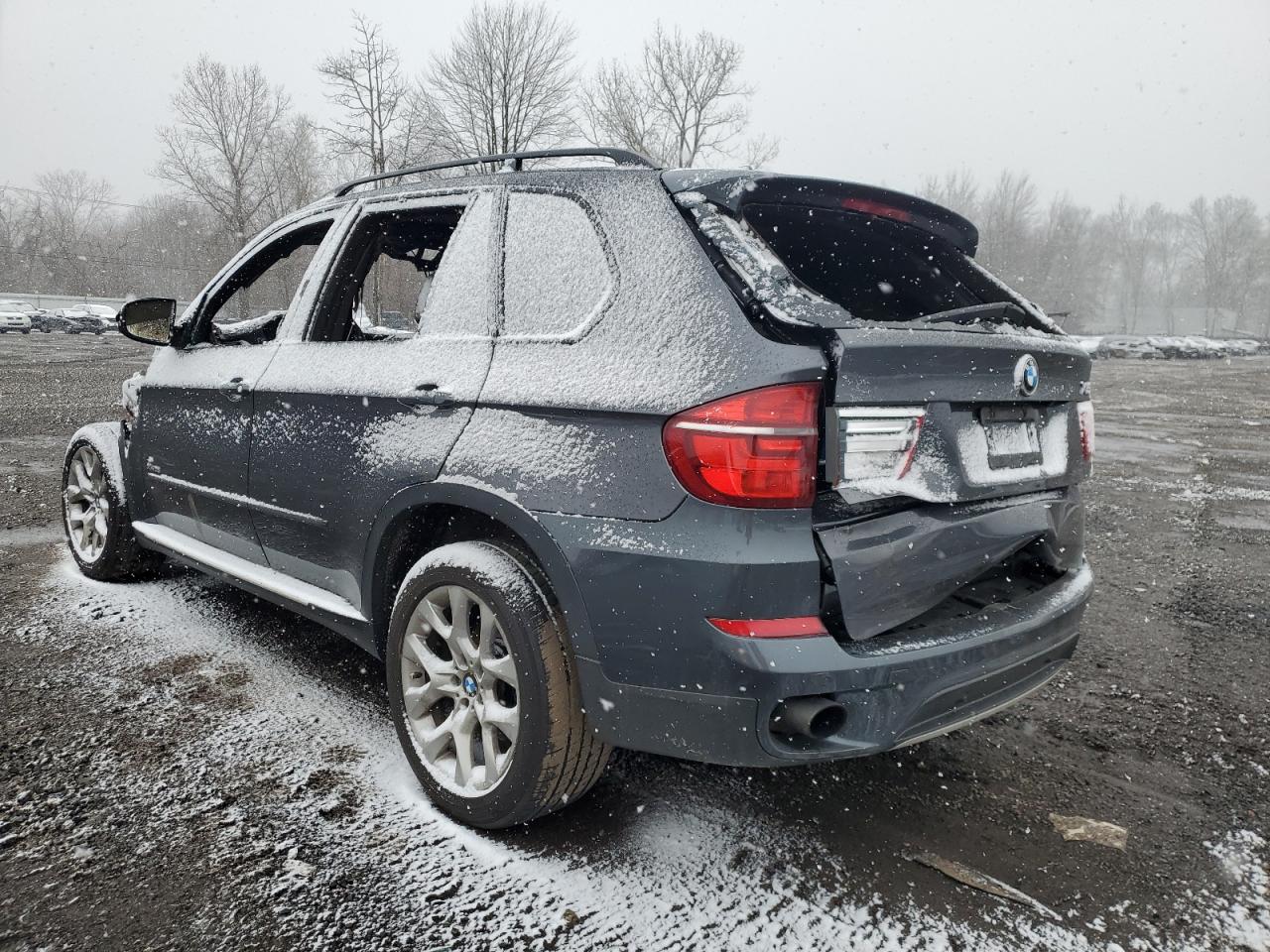 2012 BMW X5 VIN 5UXZV4C54CL753412 Copart auction photo, burn / rear end damage thumbnail 2