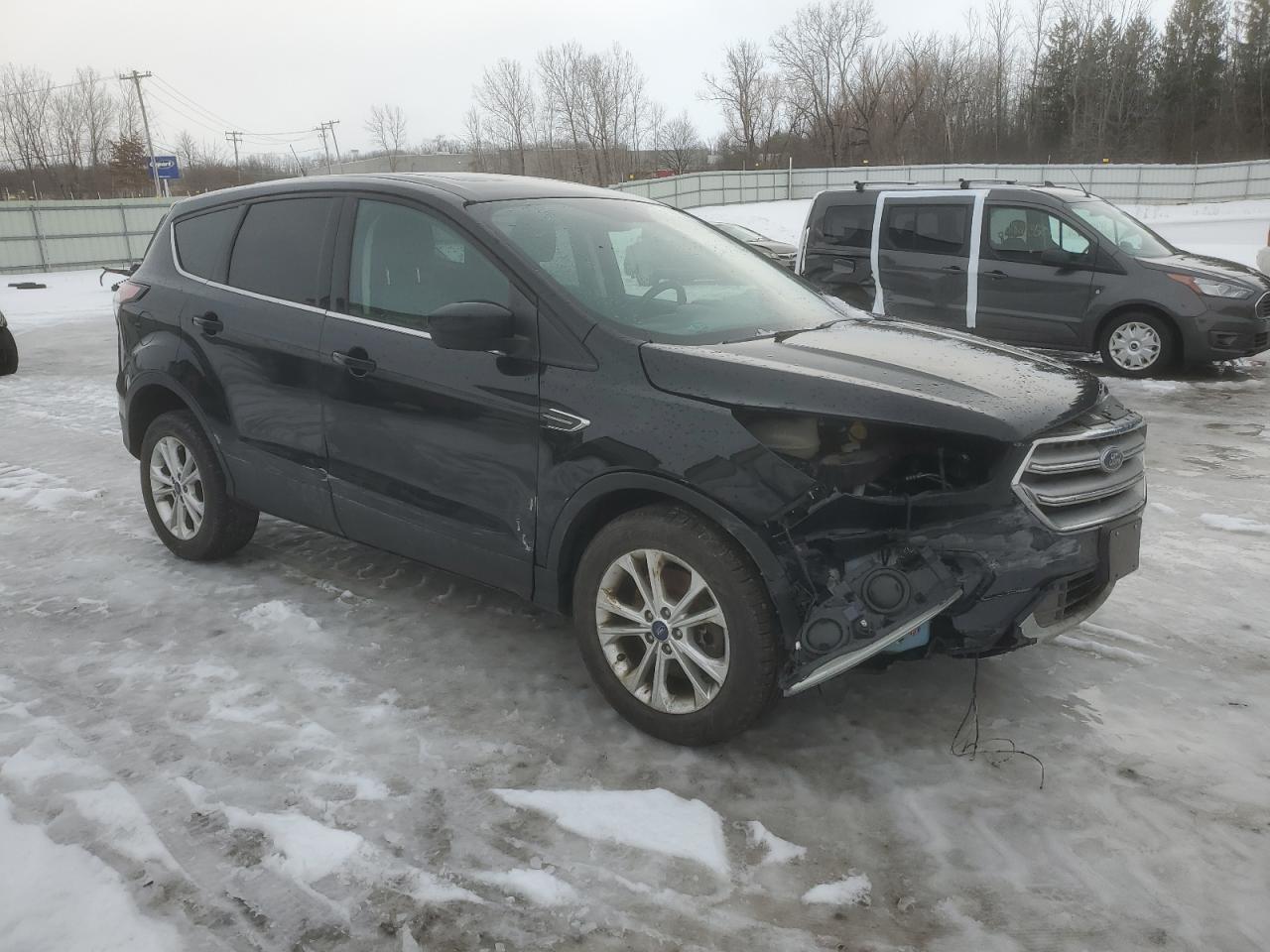 2017 Ford Escape VIN 1FMCU9GD7HUC57543 Copart auction photo, front end damage thumbnail 4