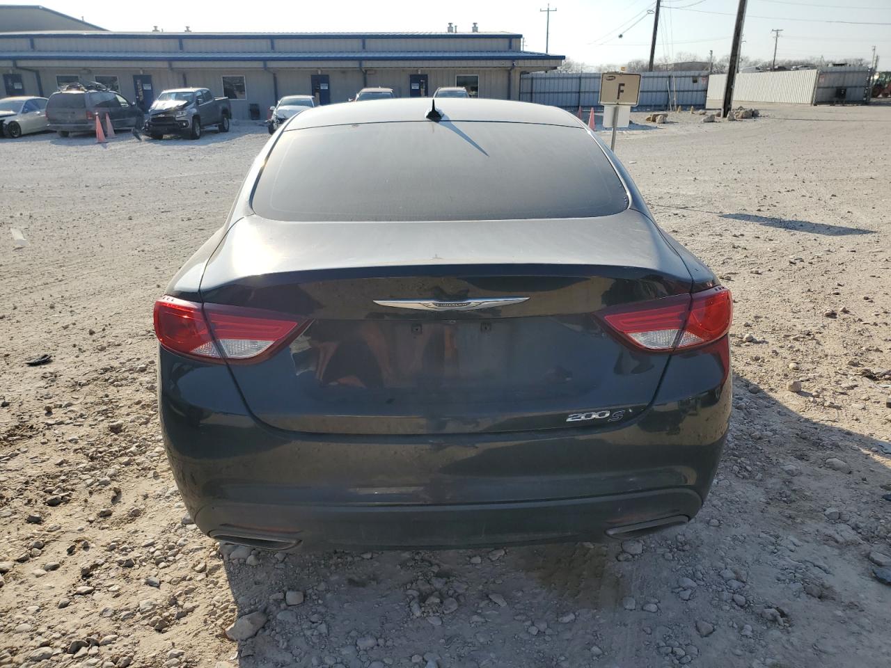 2015 Chrysler 200 VIN 1C3CCCBG7FN518638 Copart auction photo, side damage thumbnail 6