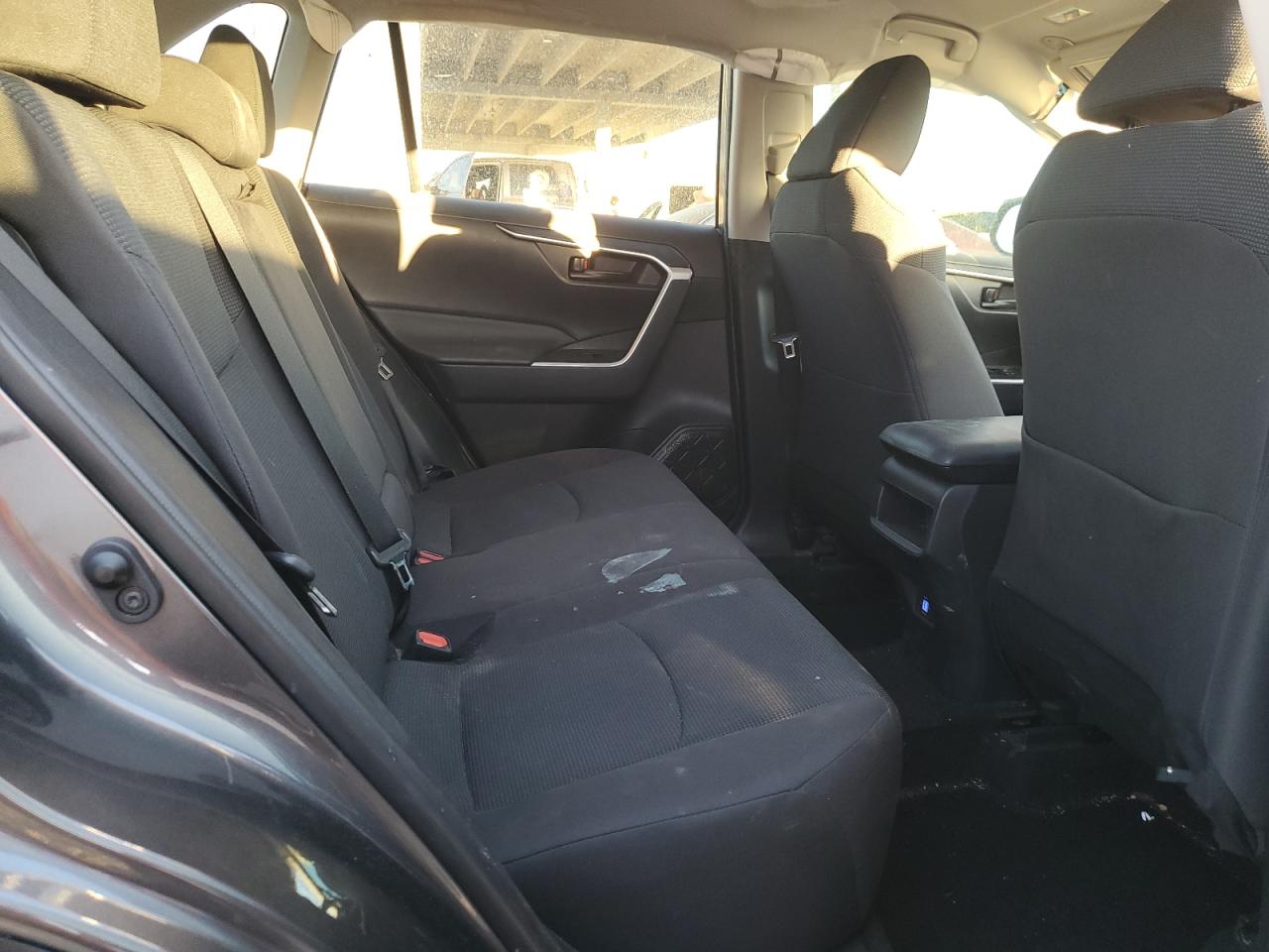 2021 Toyota RAV 4 VIN 2T3H1RFV3MC138786 Copart auction photo, side / minor dent/scratches damage thumbnail 11