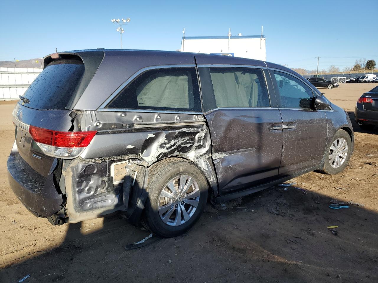 2016 Honda Odyssey VIN 5FNRL5H39GB010435 Copart auction photo, all over damage thumbnail 3