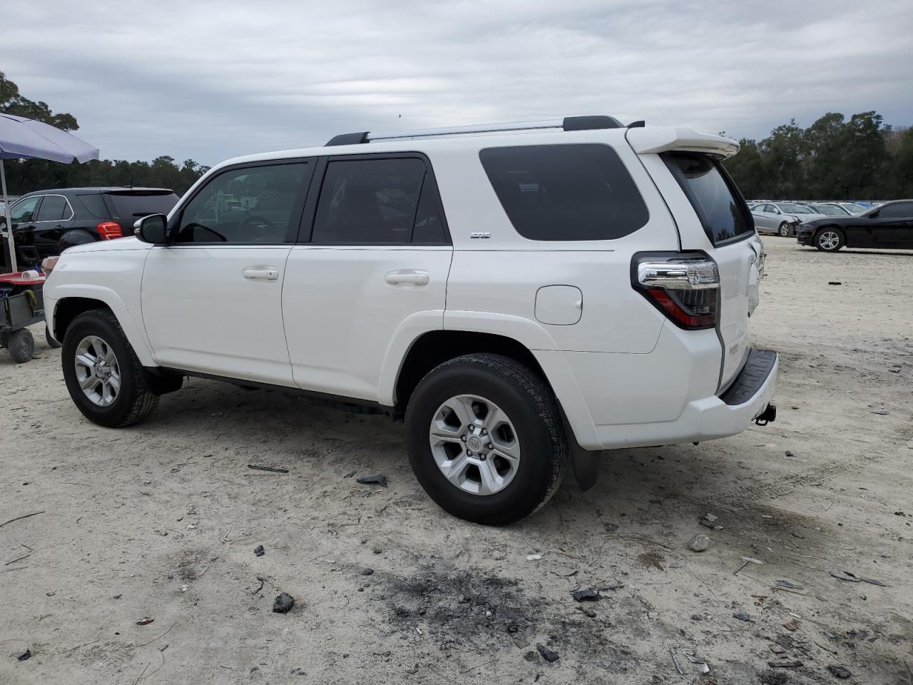 2020 Toyota 4Runner VIN JTEBU5JR6L5768026 Copart auction photo, rear end damage thumbnail 2