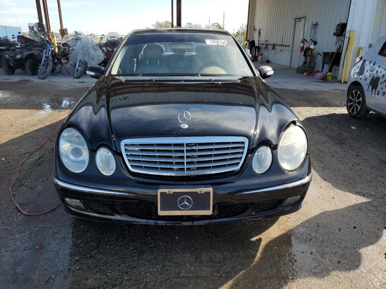 2004 Mercedes-Benz E-klasse VIN WDBUF65J34A497709 Copart auction photo, front end damage thumbnail 5