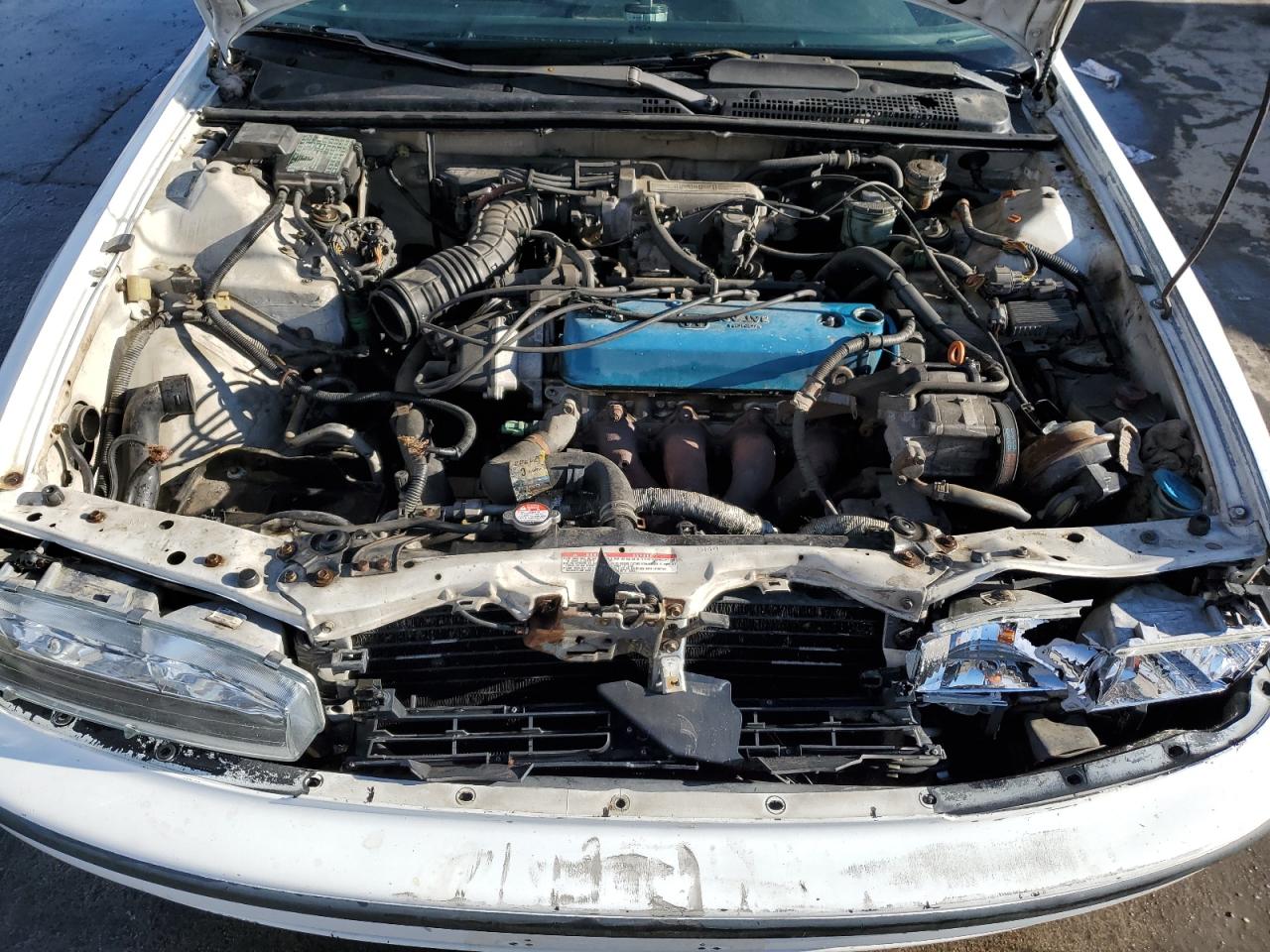 1992 Honda Accord VIN 1HGCB7557NA099309 Copart auction photo, front end / hail damage thumbnail 11