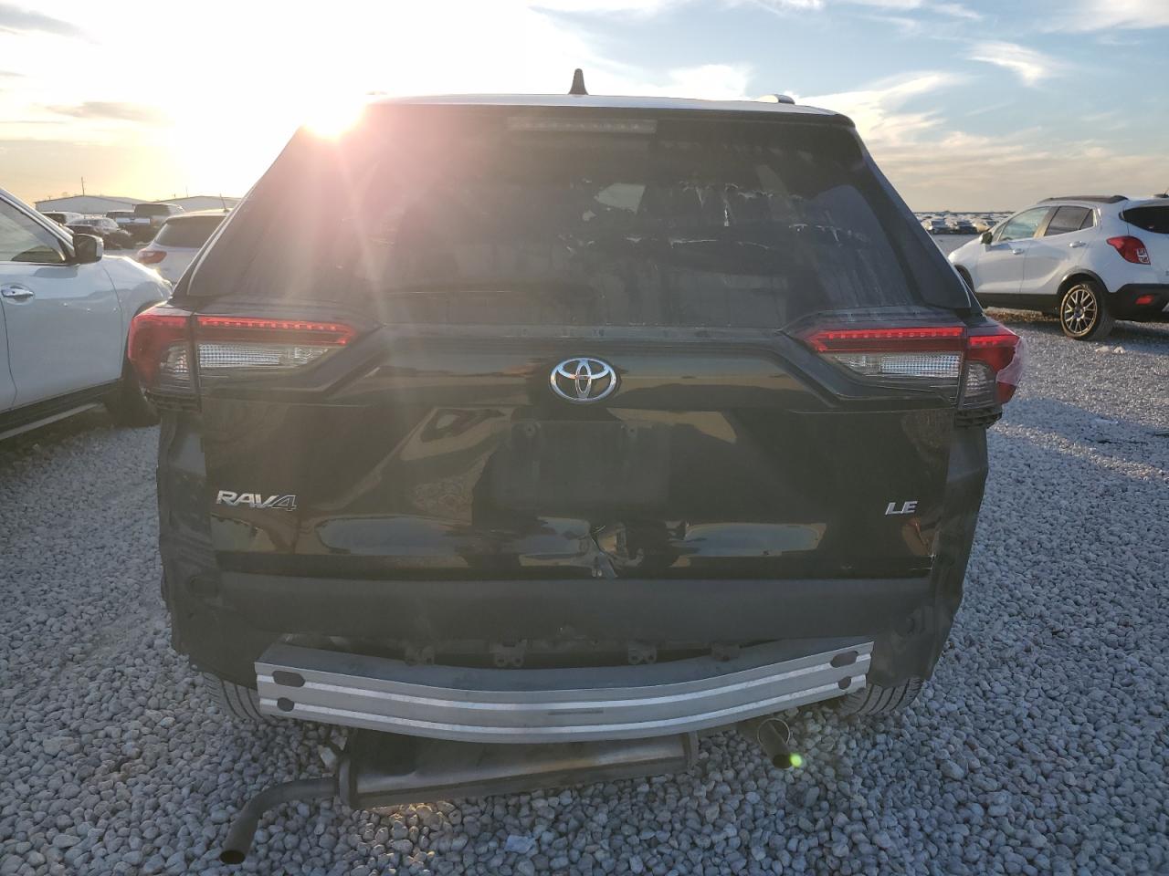 2021 Toyota RAV 4 VIN 2T3H1RFV8MC168642 Copart auction photo, front end / rear end damage thumbnail 6