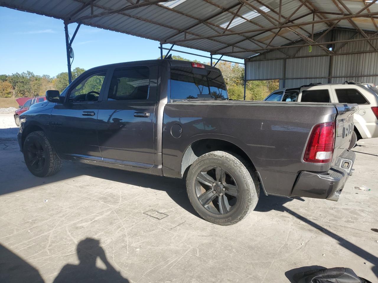 2018 RAM 1500 VIN 1C6RR7MT0JS240821 Copart auction photo, rear end / undercarriage damage thumbnail 2