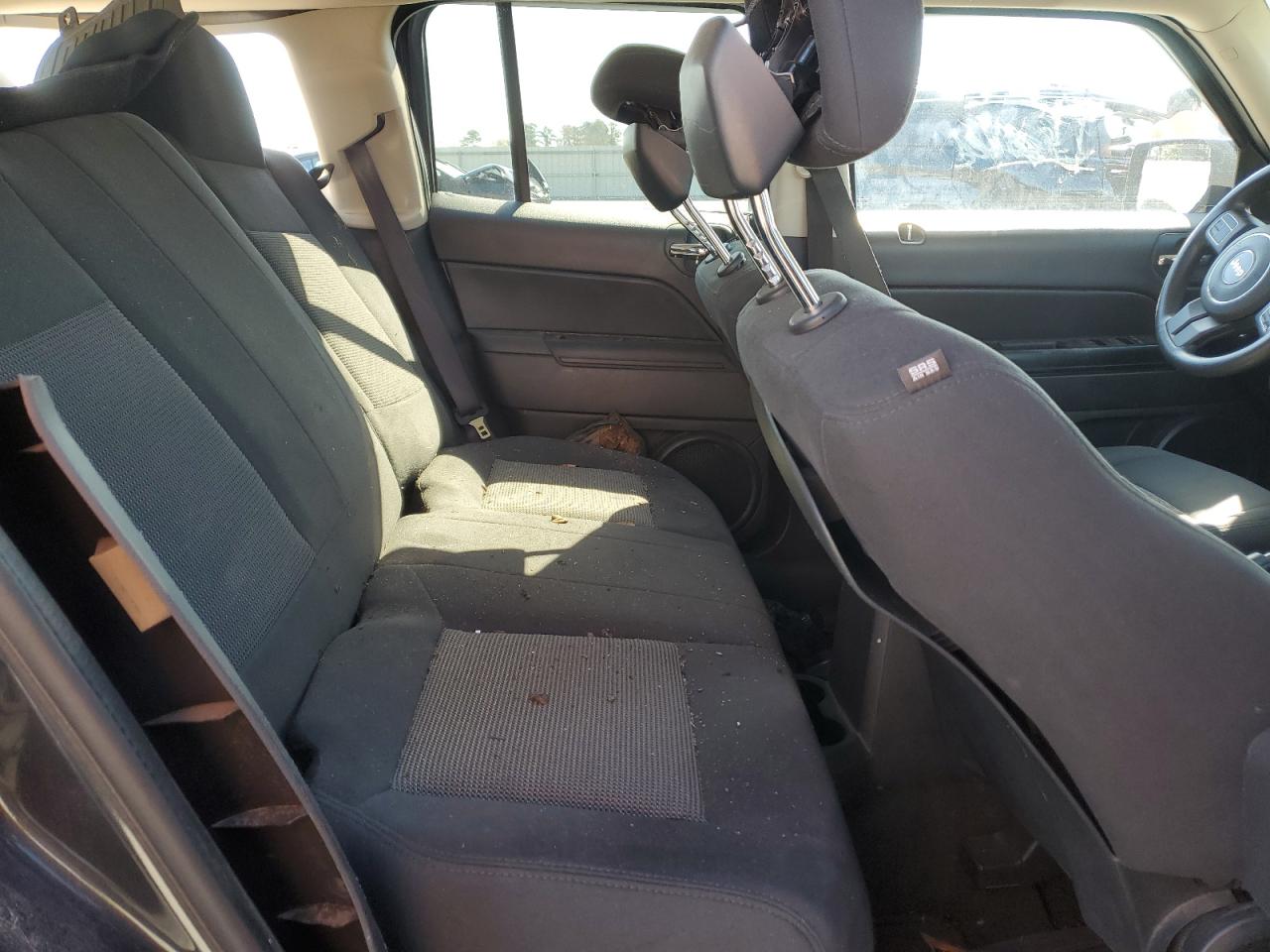 2014 Jeep Liberty (Patriot) VIN 1C4NJPBB3ED917265 Copart auction photo, all over damage thumbnail 12