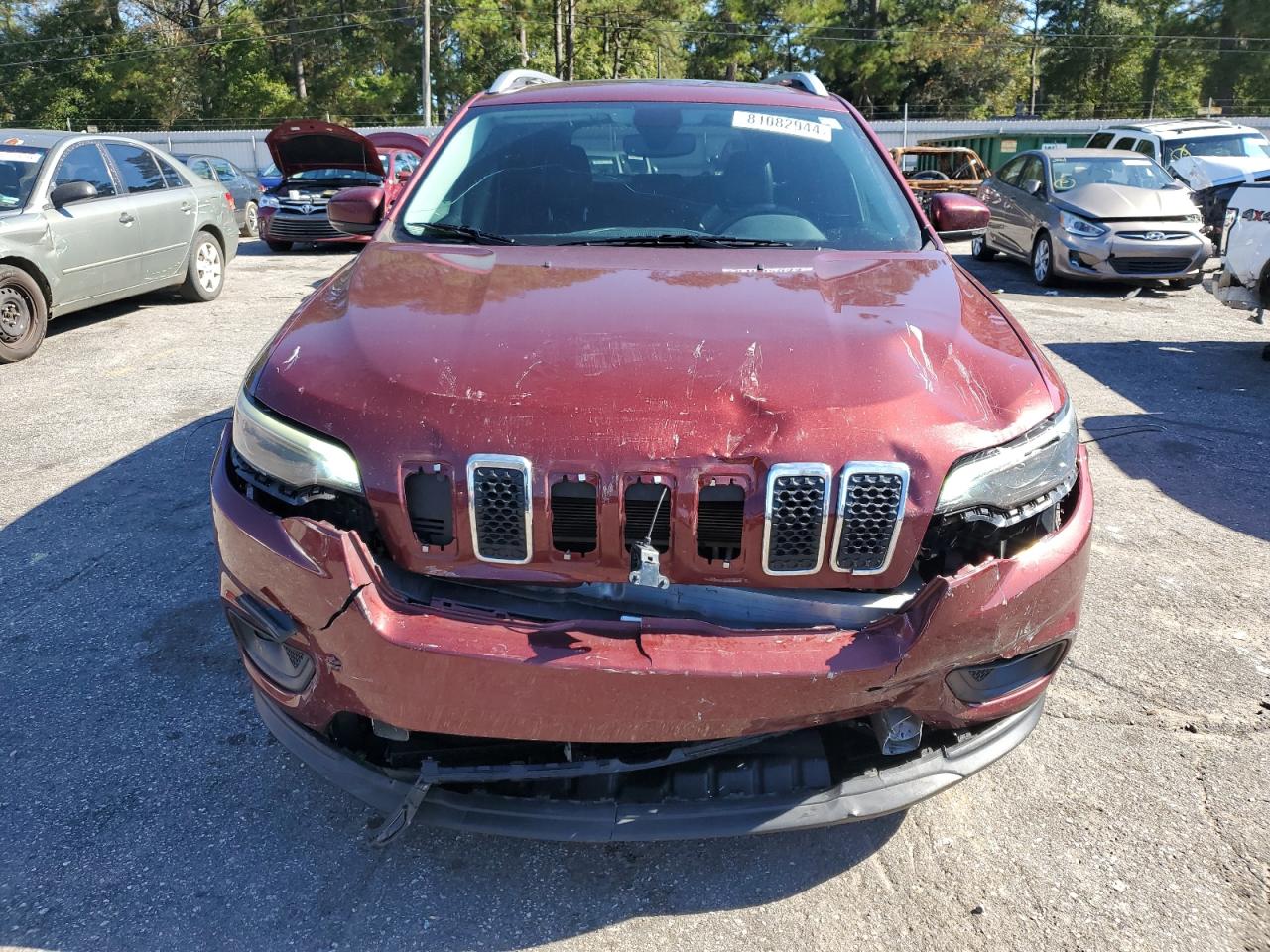 2019 Jeep Grand Cherokee VIN 1C4PJLLB6KD266967 Copart auction photo, front end / side damage thumbnail 5