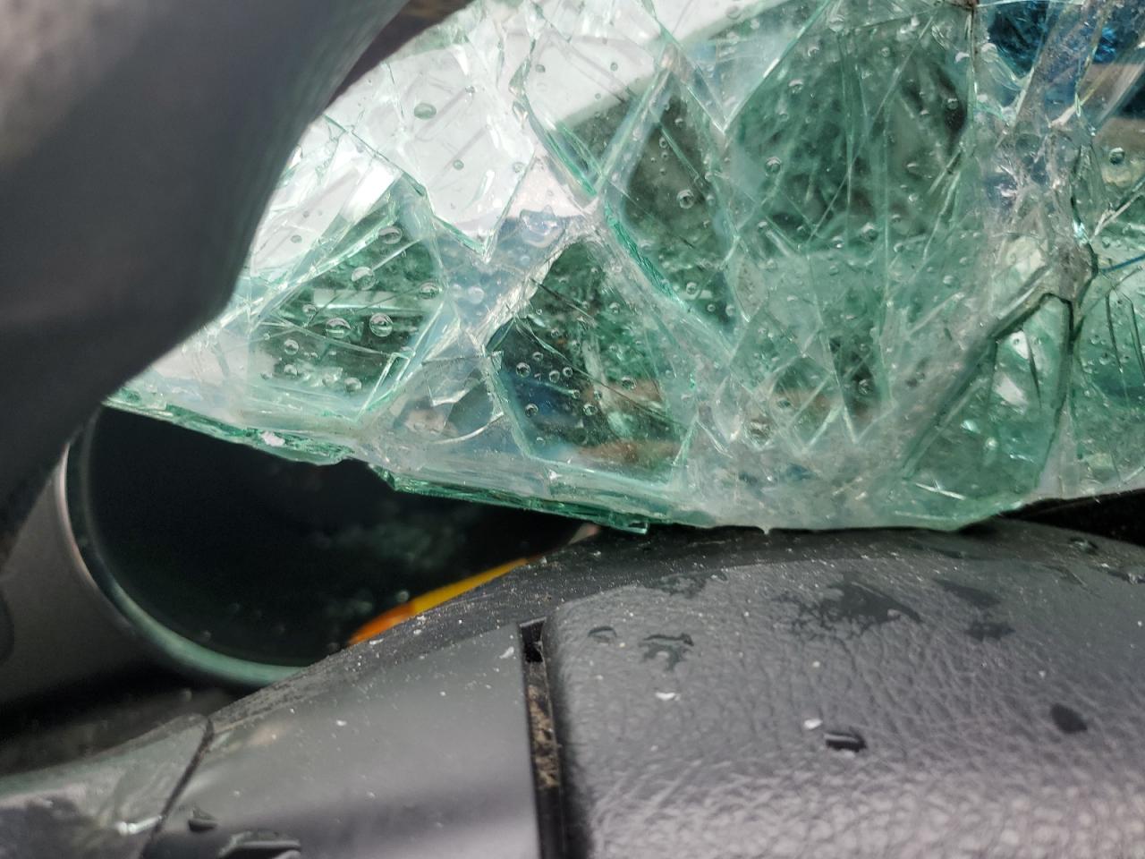 2011 KIA Sorento VIN 5XYKT3A11BG107256 Copart auction photo, rollover damage thumbnail 9