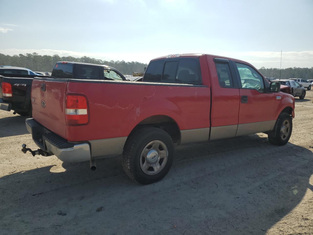 2005 Ford F-150 VIN 1FTRX12W65NB05579 Copart auction photo, front end damage thumbnail 3