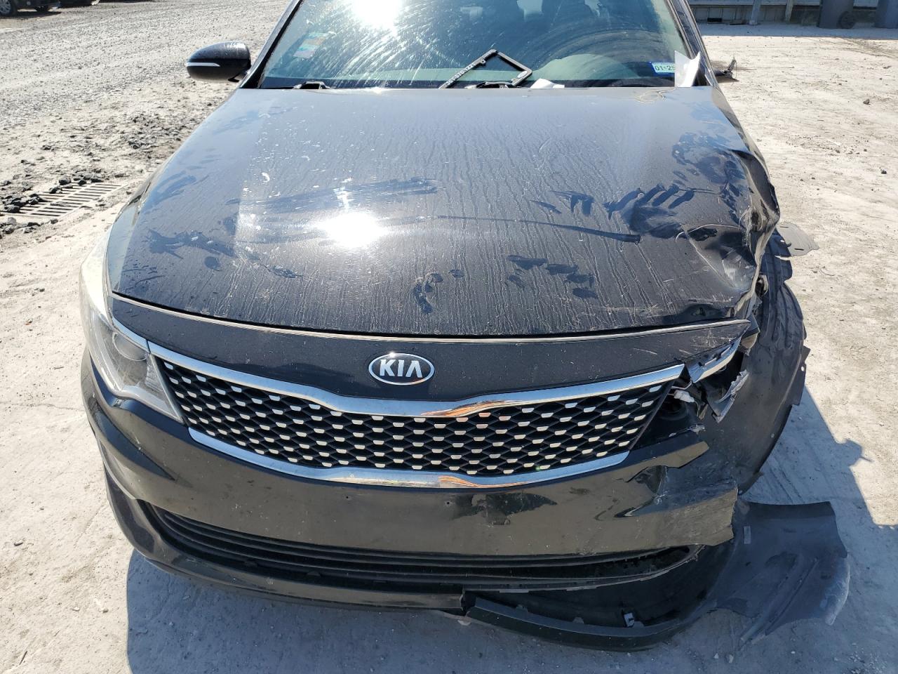 2016 KIA Optima VIN 5XXGU4L37GG023445 Copart auction photo, front end / side damage thumbnail 12
