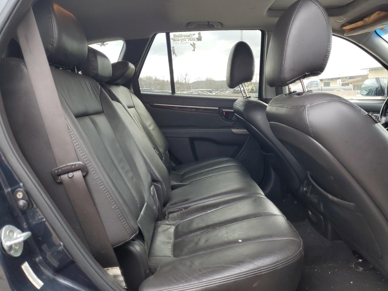2010 Hyundai Santa Fe VIN 5NMSKDAG4AH388647 Copart auction photo, minor dent/scratches / normal wear damage thumbnail 11