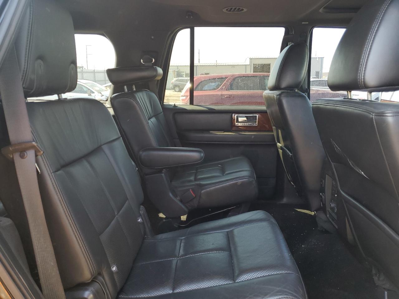 2013 Lincoln Navigator VIN 5LMJJ2J5XDEL01917 Copart auction photo, front end damage thumbnail 11