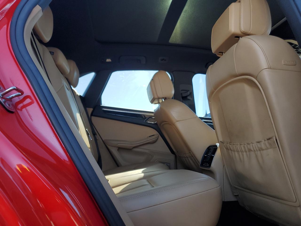2018 Porsche Macan VIN WP1AA2A52JLB20145 Copart auction photo, undercarriage / mechanical damage thumbnail 11