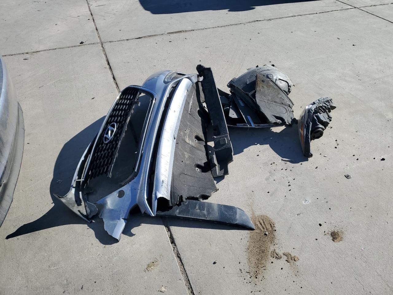 2016 Hyundai Sonata VIN KMHE24L14GA037211 Copart auction photo, front end damage thumbnail 14